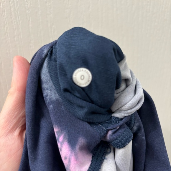 Lululemon Align Hi-Rise 28” - Picture 7 of 7